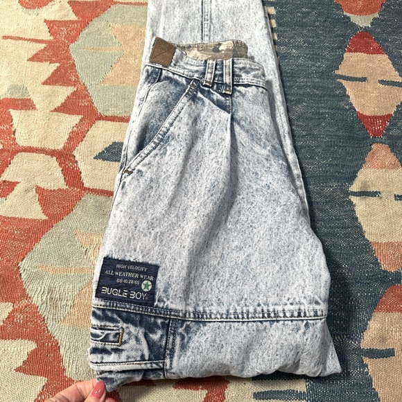 Vintage 80's Bugle Boy Cargo Jeans Denim Acid Stone Wash Jeans Size 30 - Picture 2 of 12